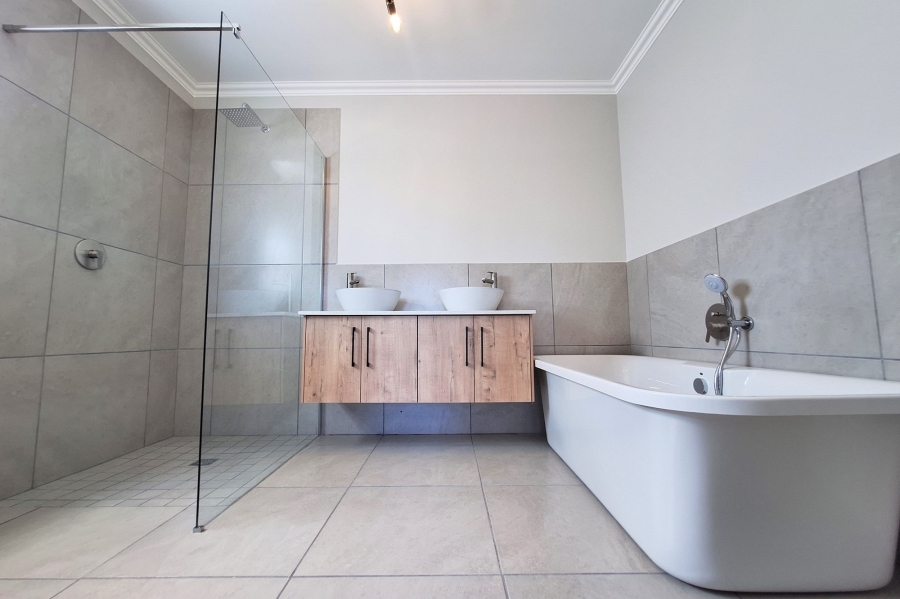 3 Bedroom Property for Sale in Shelley Point Western Cape